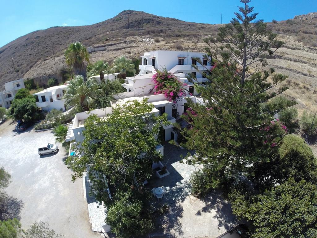 Delfini Apartments Kíssamos Eksteriør bilde